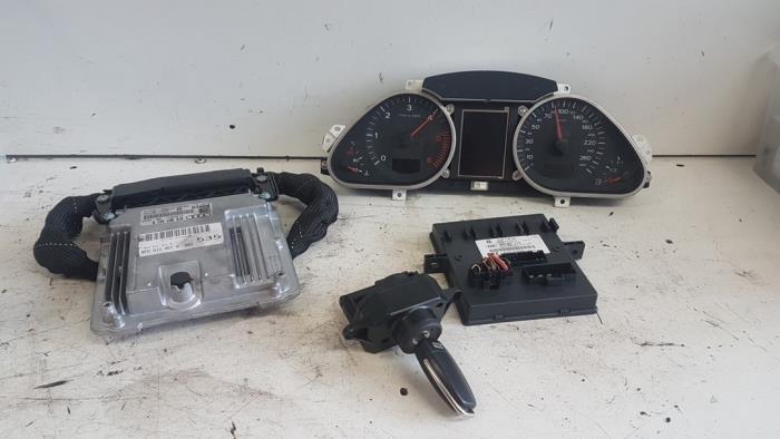 Used Ignition lock + computer Audi A6 Avant Quattro (C6) 3.0 TDI V6 24V Price € 130,00 Margin scheme offered by Autodemontagebedrijf Smit