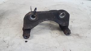 Used Front brake calliperholder, right Dacia Sandero I (BS) 1.4 Price € 15,00 Margin scheme offered by Autodemontagebedrijf Smit