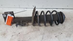 Used Front shock absorber rod, left Peugeot 308 (4A/C) 1.6 HDi 16V Price € 35,00 Margin scheme offered by Autodemontagebedrijf Smit