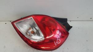 Used Taillight, right Renault Clio III (BR/CR) 1.5 dCi FAP Price € 25,00 Margin scheme offered by Autodemontagebedrijf Smit