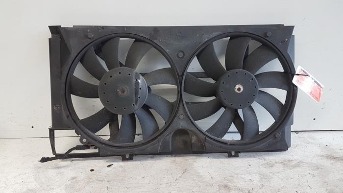 Gebrauchte Kühlerventilator Mercedes E (W210) 3.0 E-300D Turbo 24V Preis auf Anfrage angeboten von Autodemontagebedrijf Smit