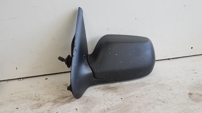 Wing mirror, left from a Mazda 2 (NB/NC/ND/NE) 1.4 16V 2003