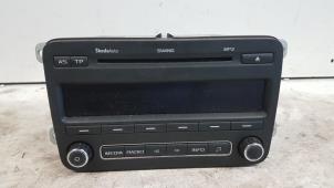 Used Radio CD player Skoda Fabia II Combi 1.2 TDI 12V Greenline Price € 35,00 Margin scheme offered by Autodemontagebedrijf Smit