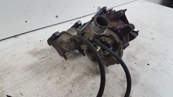 Begagnade Turbo Volkswagen Fox (5Z) 1.4 TDI Pris € 70,00 Marginaltabell erbjuds av Autodemontagebedrijf Smit