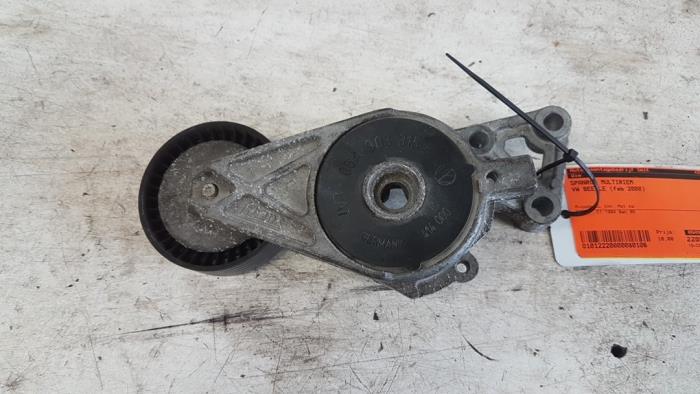 Usados Rodillo tensor correa múltiple Volkswagen New Beetle (9C1/9G1) 2.0 Precio € 10,00 Norma de margen ofrecido por Autodemontagebedrijf Smit