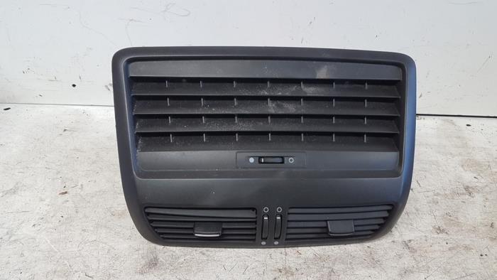 Begagnade Luftmunstycke, instrumentbräda Fiat Croma (194) 2.2 MPI 16V Pris € 25,00 Marginaltabell erbjuds av Autodemontagebedrijf Smit