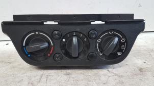 Usados Panel de control de calefacción Suzuki Swift (ZA/ZC/ZD1/2/3/9) 1.3 DDis 16V Precio € 20,00 Norma de margen ofrecido por Autodemontagebedrijf Smit