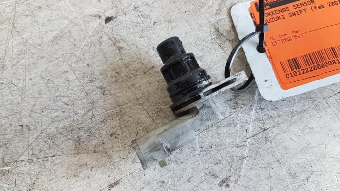Begagnade Kamaxelsensor Suzuki Swift (ZA/ZC/ZD1/2/3/9) 1.3 DDis 16V Pris € 15,00 Marginaltabell erbjuds av Autodemontagebedrijf Smit