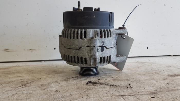 Begagnade Dynamo Dodge Mini Ram Van 2.5 TD Pris € 50,00 Marginaltabell erbjuds av Autodemontagebedrijf Smit