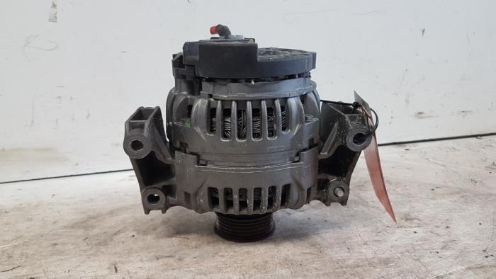 Gebrauchte Dynamo Fiat Croma (194) 2.2 MPI 16V Preis € 35,00 Margenregelung angeboten von Autodemontagebedrijf Smit