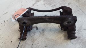 Used Front brake calliperholder, right Toyota Aygo (B10) 1.0 12V VVT-i Price € 5,00 Margin scheme offered by Autodemontagebedrijf Smit