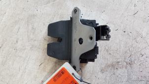 Used Tailgate lock mechanism Ford Focus 3 ST 2.0 ST EcoBoost 16V Price on request offered by Autodemontagebedrijf Smit