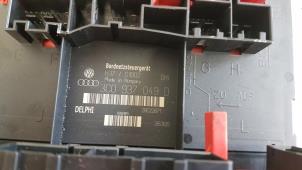 Ignition lock + computer from a Volkswagen Golf V (1K1) 1.4 16V 2005
