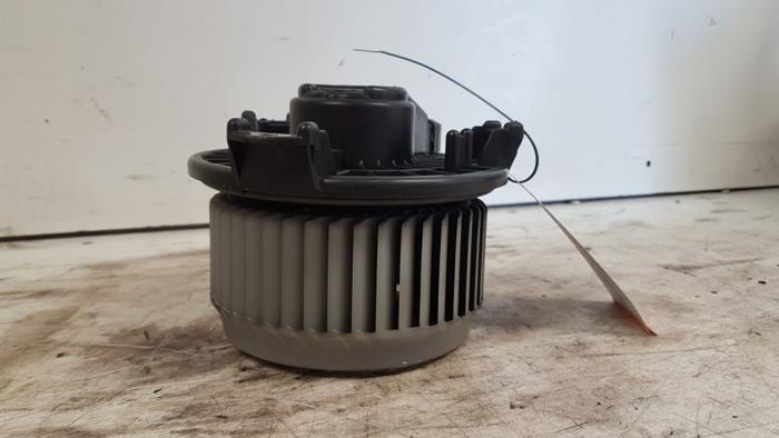 Motor de ventilador de calefactor de un Suzuki Swift (ZA/ZC/ZD1/2/3/9) 1.3 VVT 16V 2005