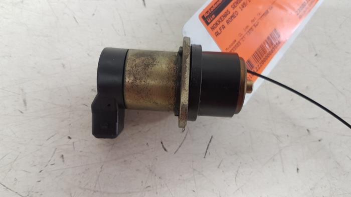 Gebrauchte Nockenwelle Sensor Alfa Romeo 146 (930B) 1.4 Twin Spark 16V Preis auf Anfrage angeboten von Autodemontagebedrijf Smit