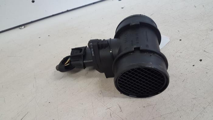 Gebrauchte Luftmassenmesser Alfa Romeo 146 (930B) 1.4 Twin Spark 16V Preis € 10,00 Margenregelung angeboten von Autodemontagebedrijf Smit