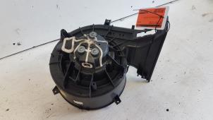 Used Heating and ventilation fan motor Opel Signum (F48) 2.2 DGI 16V Price € 30,00 Margin scheme offered by Autodemontagebedrijf Smit