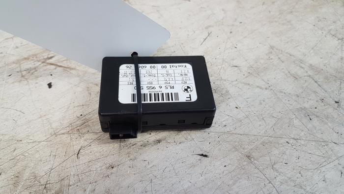 Begagnade Regnsensor BMW 3 serie (E90) 325i 24V Pris € 15,00 Marginaltabell erbjuds av Autodemontagebedrijf Smit
