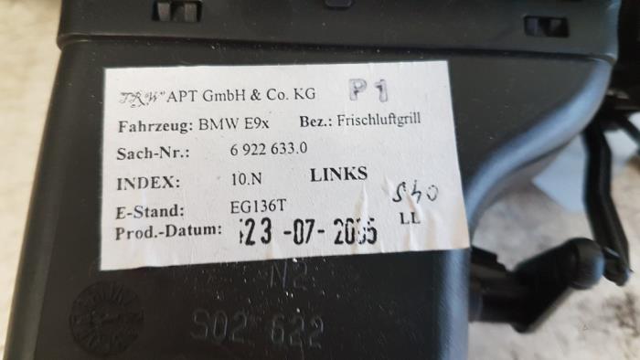Rejilla de aire de salpicadero de un BMW 3 serie (E90) 325i 24V 2005