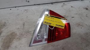 Used Taillight, left BMW 3 serie (E90) 325i 24V Price € 10,00 Margin scheme offered by Autodemontagebedrijf Smit