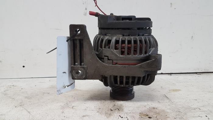 Usagé Dynamo Volvo V70 (SW) 2.4 20V 140 Prix € 25,00 Règlement à la marge proposé par Autodemontagebedrijf Smit