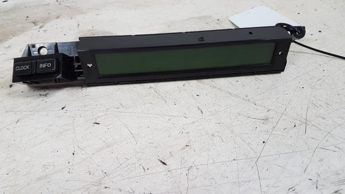 Begagnade Innerdisplay Mazda 5 (CR19) 1.8i 16V Pris € 15,00 Marginaltabell erbjuds av Autodemontagebedrijf Smit