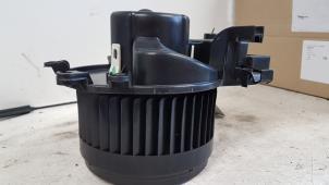 Used Heating and ventilation fan motor Mercedes C (W203) 1.8 C-180K 16V Price € 30,00 Margin scheme offered by Autodemontagebedrijf Smit