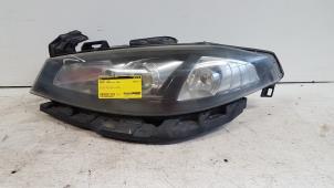 Used Headlight, left Renault Laguna II Grandtour (KG) 1.9 dCi 130 Price € 95,00 Margin scheme offered by Autodemontagebedrijf Smit