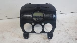 Usagé Radio/Lecteur CD Mazda 2 (DE) 1.3 16V S-VT Prix € 70,00 Règlement à la marge proposé par Autodemontagebedrijf Smit