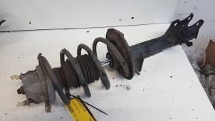 Used Front shock absorber rod, right Mercedes A (W168) 1.7 A-170 CDI 16V Price € 25,00 Margin scheme offered by Autodemontagebedrijf Smit