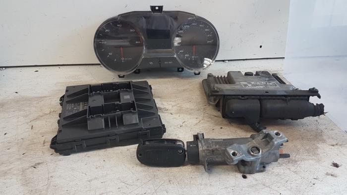Used Ignition lock + computer Seat Ibiza IV (6J5) 1.4 TDI Price € 125,00 Margin scheme offered by Autodemontagebedrijf Smit