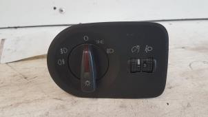 Used Light switch Seat Ibiza IV (6J5) 1.4 TDI Price € 10,00 Margin scheme offered by Autodemontagebedrijf Smit