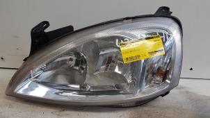 Used Headlight, left Opel Corsa C (F08/68) 1.2 16V Price € 35,00 Margin scheme offered by Autodemontagebedrijf Smit
