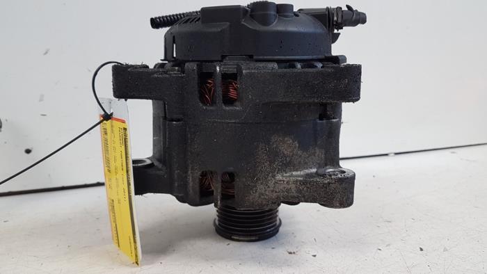 Usagé Dynamo Peugeot Partner (GC/GF/GG/GJ/GK) 1.6 HDI 75 Phase 1 Prix € 30,00 Règlement à la marge proposé par Autodemontagebedrijf Smit