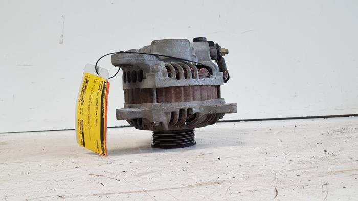 Used Dynamo Mitsubishi Grandis (NA) 2.4 16V MIVEC Price € 40,00 Margin scheme offered by Autodemontagebedrijf Smit