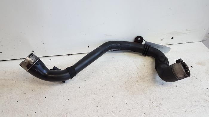 Gebrauchte Intercooler Rohr Renault Clio III (BR/CR) 1.5 dCi FAP Preis € 25,00 Margenregelung angeboten von Autodemontagebedrijf Smit