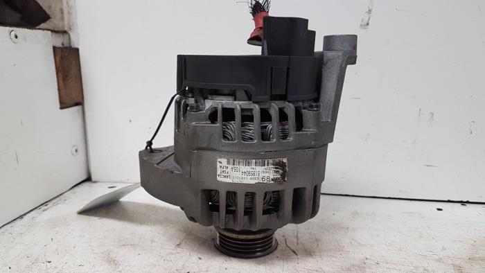 Begagnade Dynamo Fiat Punto Evo (199) 1.4 Pris € 20,00 Marginaltabell erbjuds av Autodemontagebedrijf Smit