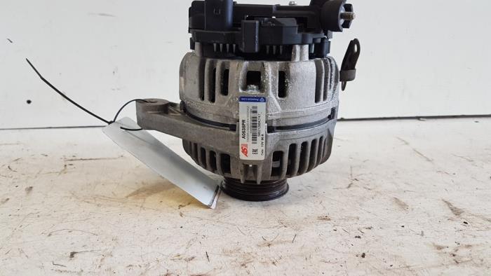 Begagnade Dynamo Honda Accord (CG/CH/CL) 1.8i 16V Pris € 50,00 Marginaltabell erbjuds av Autodemontagebedrijf Smit
