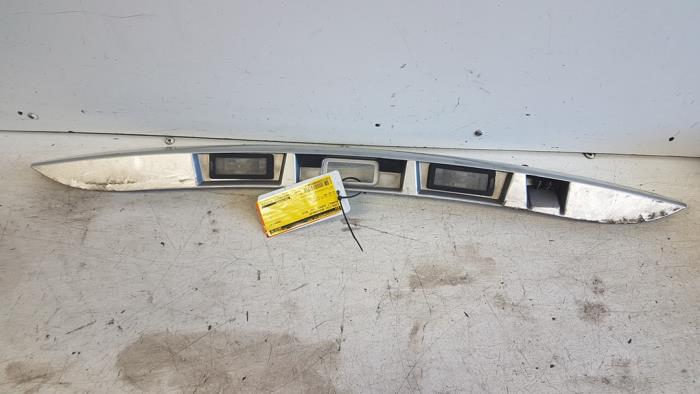 License plate light bar