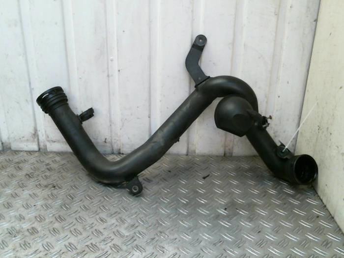 Gebrauchte Intercooler Rohr Volkswagen Golf V (1K1) 1.9 TDI Preis € 50,00 Margenregelung angeboten von Autodemontagebedrijf Smit