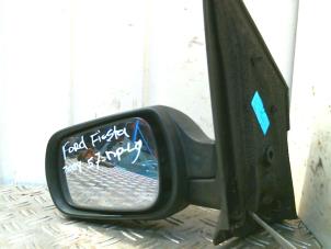 Used Wing mirror, left Ford Fiesta 5 (JD/JH) 1.25 16V Price € 30,00 Margin scheme offered by Autodemontagebedrijf Smit