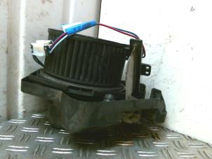 Usagé Moteur de ventilation chauffage Nissan Vanette (C23) 2.3 D E/Cargo Prix € 35,00 Règlement à la marge proposé par Autodemontagebedrijf Smit