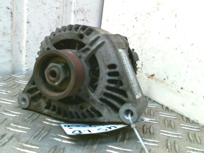 Begagnade Dynamo Citroen Saxo 1.1i X,SX Pris € 20,00 Marginaltabell erbjuds av Autodemontagebedrijf Smit