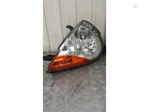 Used Headlight, left Ford Ka I 1.3i Price € 35,00 Margin scheme offered by Autodemontagebedrijf Smit