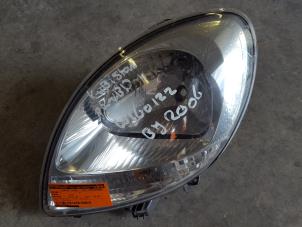 Used Headlight, left Nissan Kubistar (F10) 1.5 dCi 60 Price € 75,00 Margin scheme offered by Autodemontagebedrijf Smit