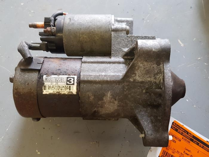 Begagnade Startmotor Citroen C5 I Berline (DC) 2.0 HPI 16V Pris € 10,00 Marginaltabell erbjuds av Autodemontagebedrijf Smit