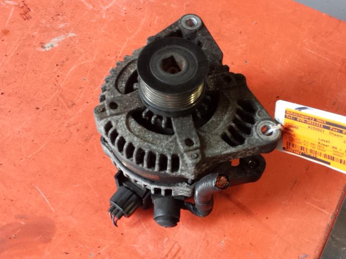 Begagnade Dynamo Ford Focus 2 1.6 TDCi 16V 110 Pris € 50,00 Marginaltabell erbjuds av Autodemontagebedrijf Smit