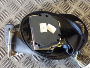 Used Rear seatbelt, right Jaguar X-type 2.0 D 16V Price € 25,00 Margin scheme offered by Autodemontagebedrijf Smit