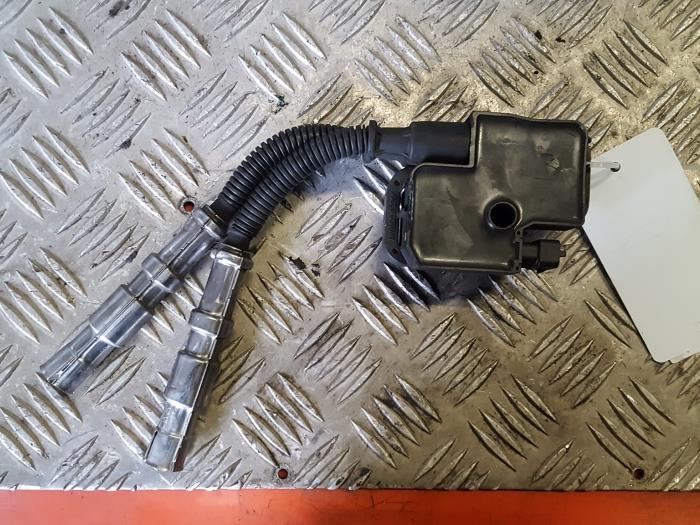 Usagé Bobine Mercedes E Combi (S210) 3.2 E-320 V6 18V Prix € 15,00 Règlement à la marge proposé par Autodemontagebedrijf Smit