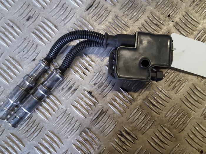 Usagé Bobine Mercedes E Combi (S210) 3.2 E-320 V6 18V Prix € 15,00 Règlement à la marge proposé par Autodemontagebedrijf Smit